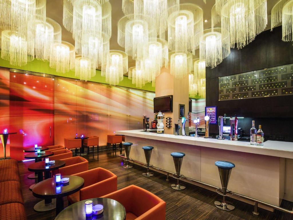 بار هتل ایبیس امارات مال