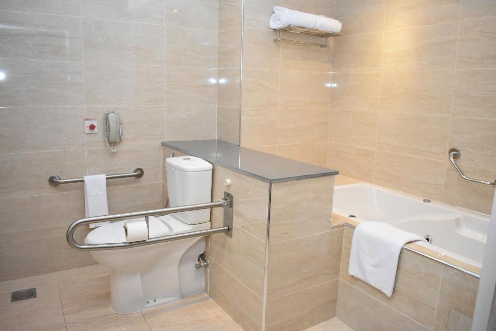 سرویس بهداشتی اتاق های هتل کاپتورن دبی