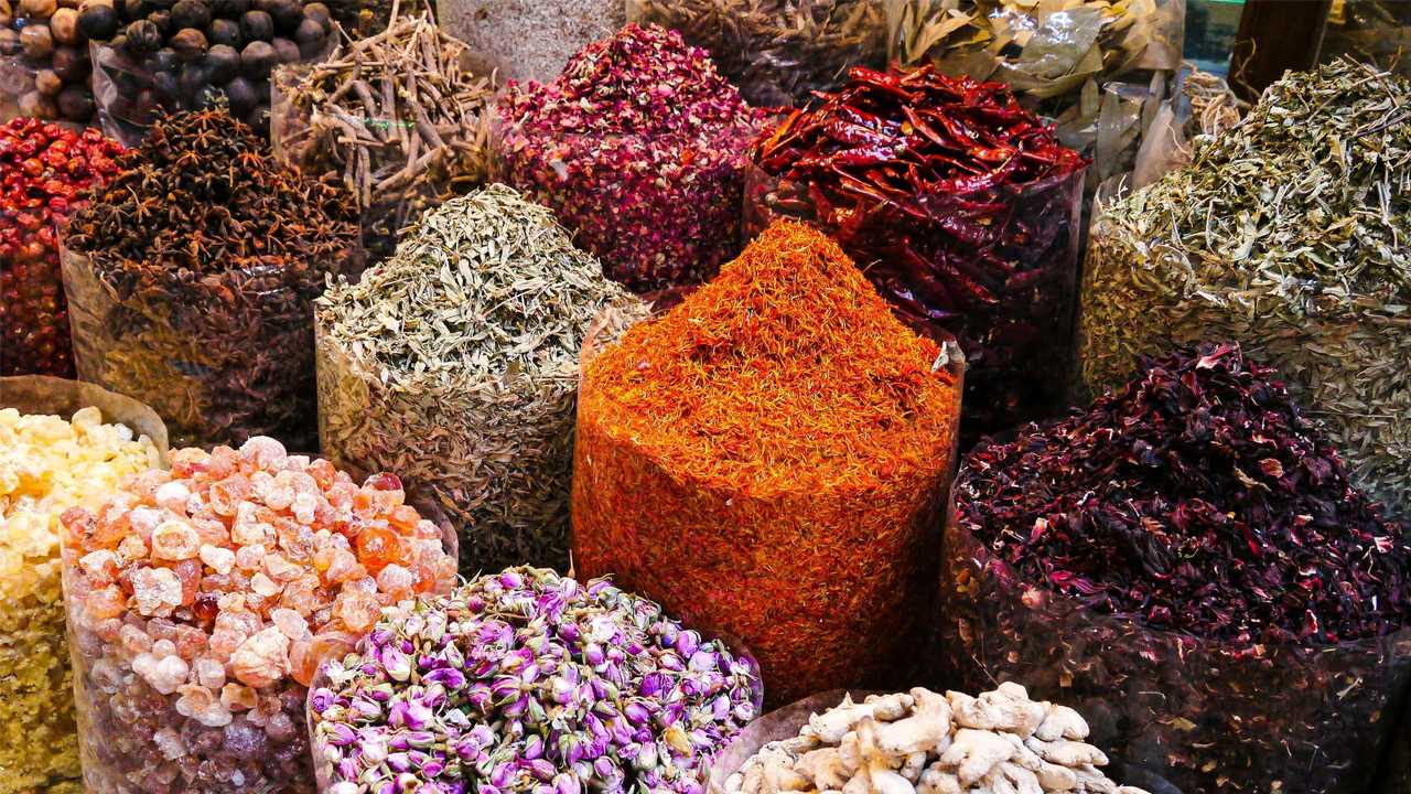 ادویه؛ یکی از بهترین سوغاتی های دبی
